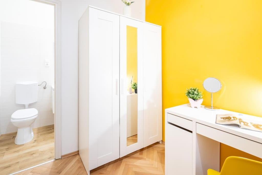 Cityscape Budget Theresa Apartment Budapest